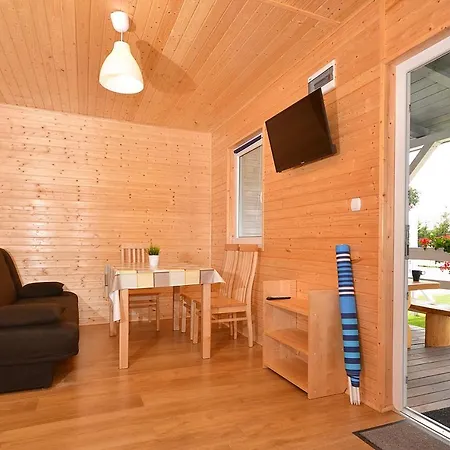 Sloneczny Fiord Lodge *